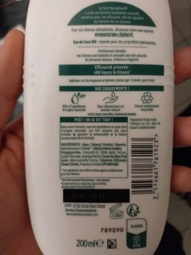 Le Petit Marseillais Hydration Infusion Conditioner Μαλακτική Κρέμα Μαλλιών με Νερό Καρύδας 200ml 2