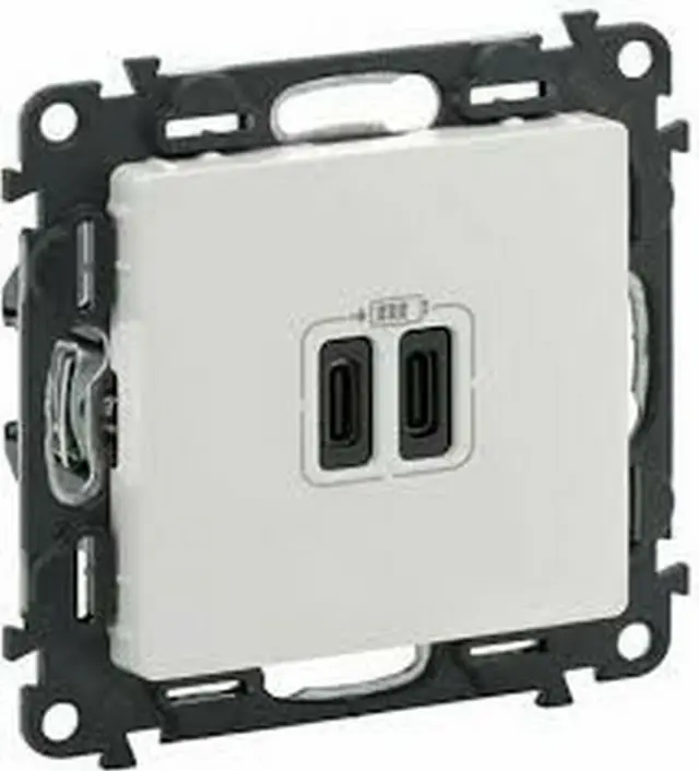VALENA LIFE 2 USB CHARGER C+C 3A 15 W WHITE
