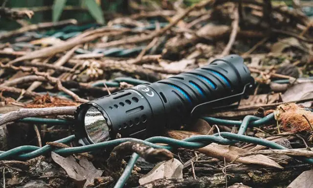 Φακός ACEBEAM E70 - AL 4600lm + Μπαταρία 3