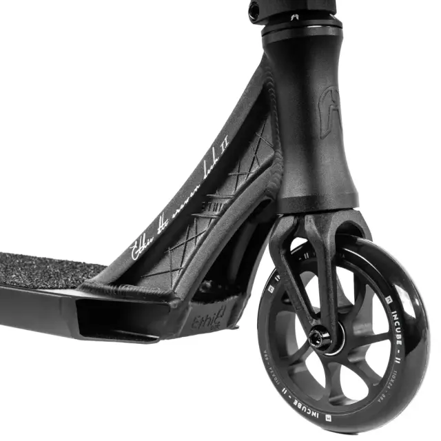 Ethic DTC Erawan V2 Freestyle Scooter S - Black 3