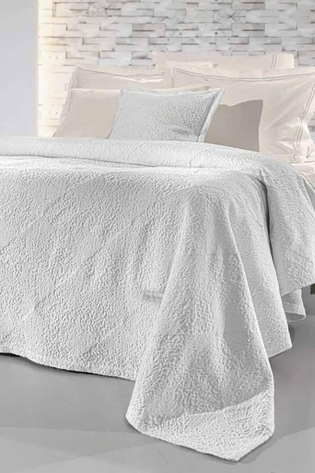 ΚΟΥΒΕΡΤΑ KING SIZE PORTOBELLO WHITE 260X250 GUY LAROCHE 2