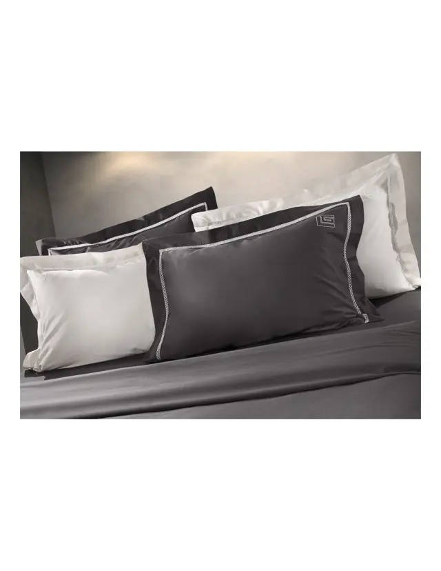 Σετ Παπλωματοθήκη King Size 3 Τεμαχίων Guy Laroche Blend Anthracite 260x260 3
