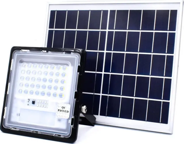 Στεγανός Ηλιακός Προβολέας IP67 Ισχύος 40W σε Μαύρο χρώμα JD-740