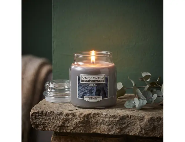 Αρωματικό Κερί Yankee Candle με διάρκεια καύσης έως 60 ώρες και άρωμα Cosy Up 1559253E