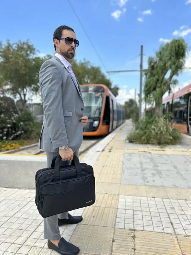 Υφασμάτινος Χαρτοφύλακας Ytonet 18 laptop 29,5L 1085 μαύρο - One Size 2