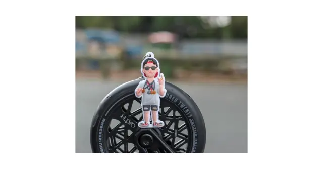 FIGZ JORDAN CLARK KEYRING 2