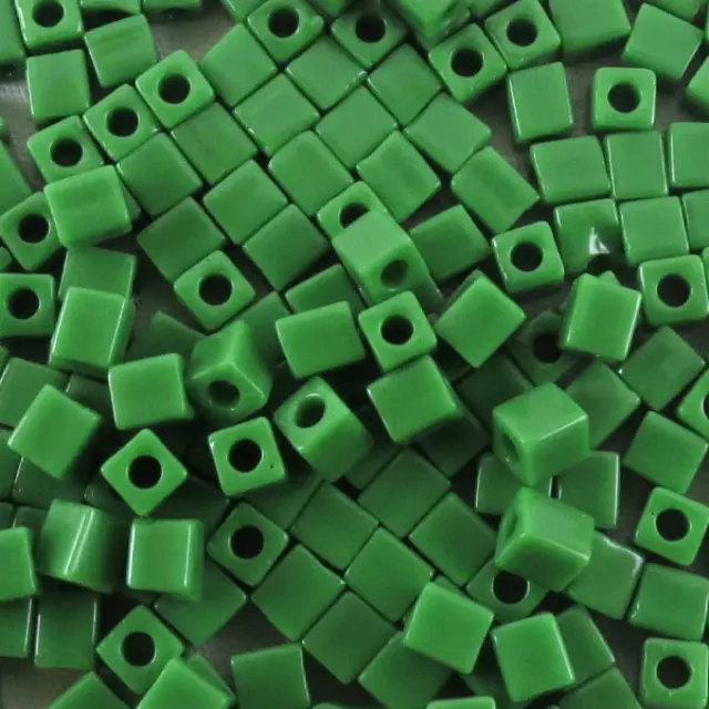 Χάντρα Miyuki Cube 4mm - 411 - Opaque Grass Green ~25gr