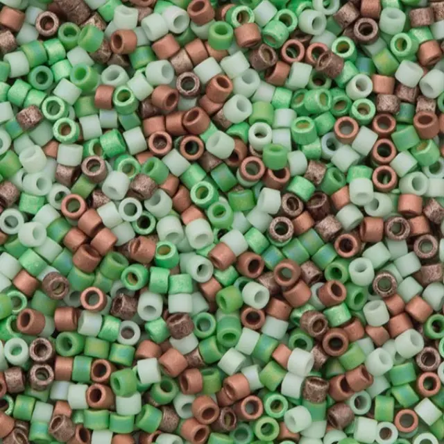 Χάντρα Miyuki Delica 11/0 - DB9002 - Mint Chocolate Chip Mix ~7gr