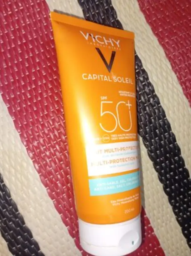 Capital Soleil Beach Protect Multi Protection Milk SPF50+