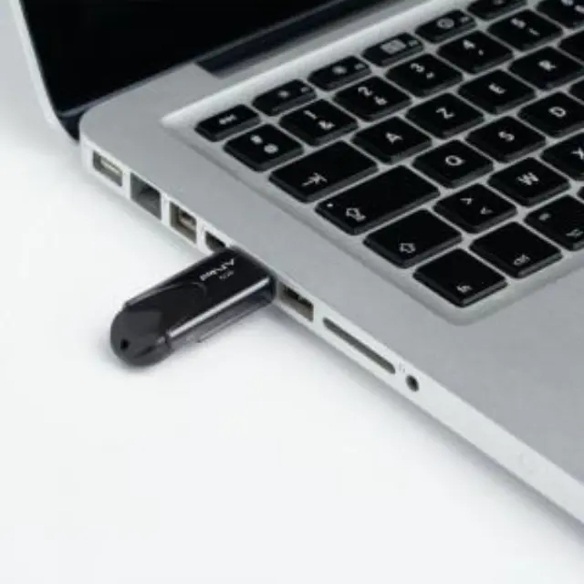 USB 2.0 stick 16GB. 3