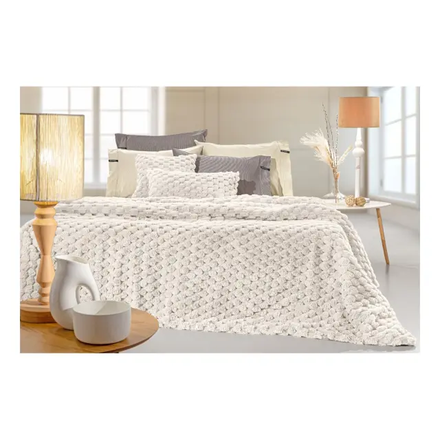 ΓΟΥΝΙΝΗ ΚΟΥΒΕΡΤΑ KING SIZE(240×260) ELIXIR IVORY GUY LAROCHE