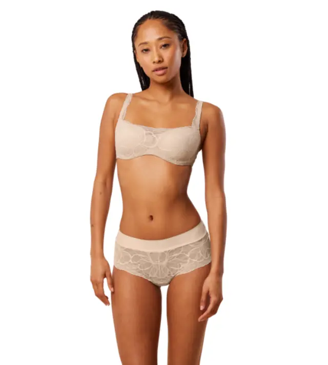 Triumph Body Make-Up Illusion Lace Balconette γυναικείο σουτιέν Cup C 10219845-00NZ
