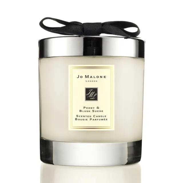 Peony and Blush Suede Classic Candle 200gr