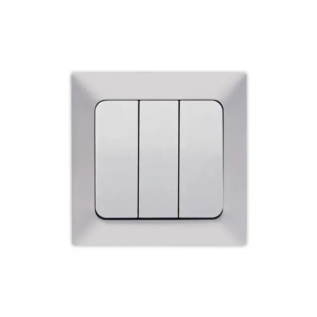 Διακόπτης Τριπλός Νίκελ Ματ 8.2x8.2x3.5cm