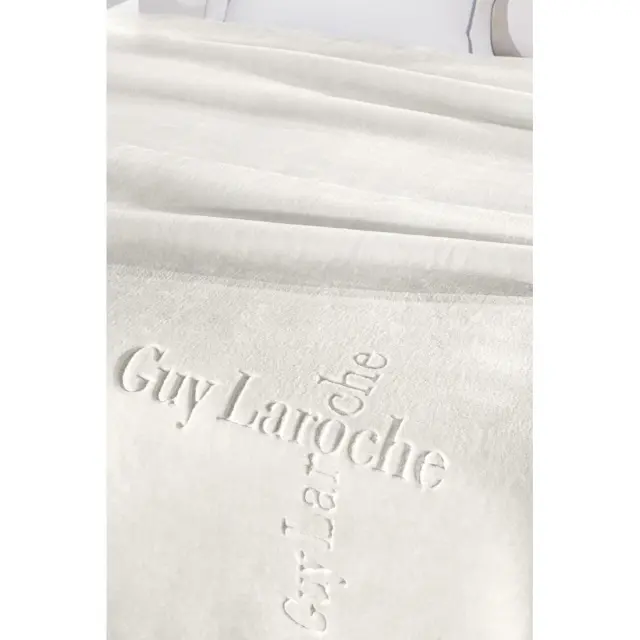 Κουβέρτα Βελουτέ Μονή Guy Laroche Logo Ivory 160x220 3