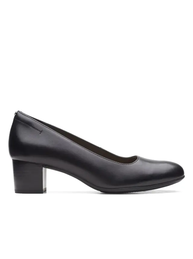 Linnae Pump Black Leather