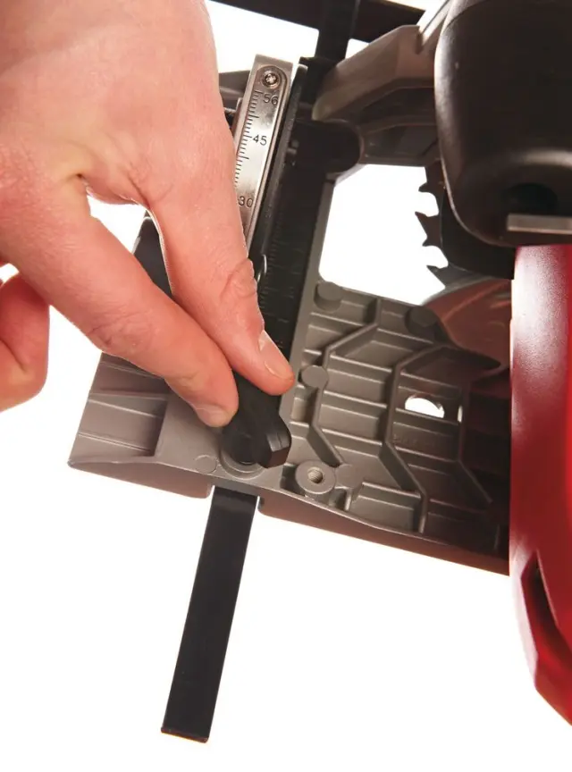 Milwaukee 4933419225 - CS 60 184mm Δισκοπρίονο 1600W με Σύστημα Αναρρόφησης 3
