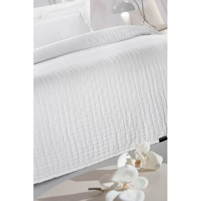 Κουβερλί King Size Guy Laroche Must White 270x250 3