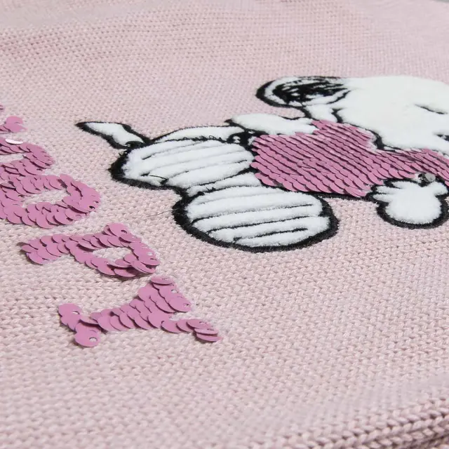 Πουλόβερ Snoopy με διπλές παγιέτες 2