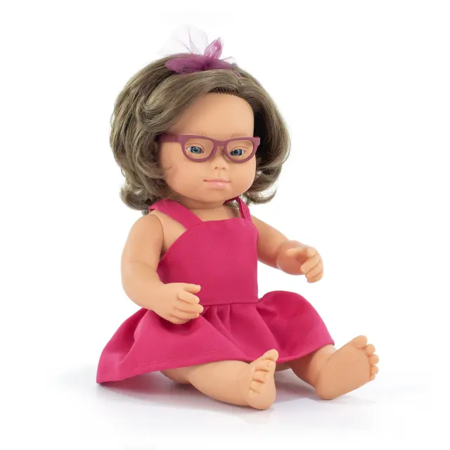 MINILAND DOLLS MINILAND ΚΟΥΚΛΑ ΚΟΡΙΤΣΙ ΜΕ ΣΥΝΔΡΟΜΟ DOWN 38 CM ΜΕ ΡΟΥΧΑΛΑΚΙΑ