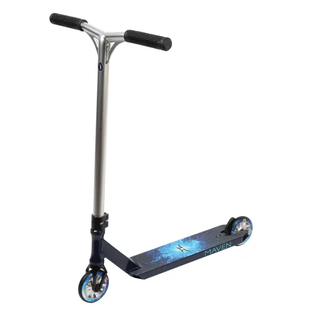 AO SCOOTERS Maven 2022 Pro Scooter Black/Chrome
