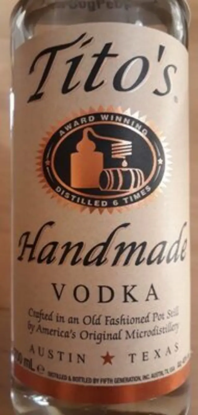 TITO`S VODKA 700ml