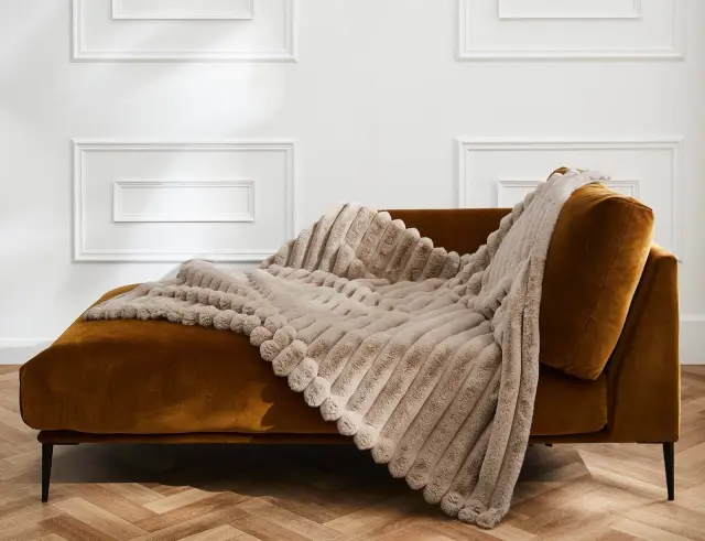 Κουβέρτα Boudoir Douceur d'intérieur με εσωτερική επένδυση fleece και διαστάσεις 180x220cm - Sand 1612835 2