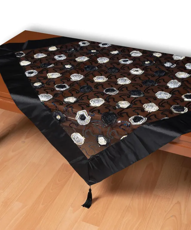 Τούλινο τραπεζοκαρέ 264-17 (130cm x 130cm) μαύρο - -