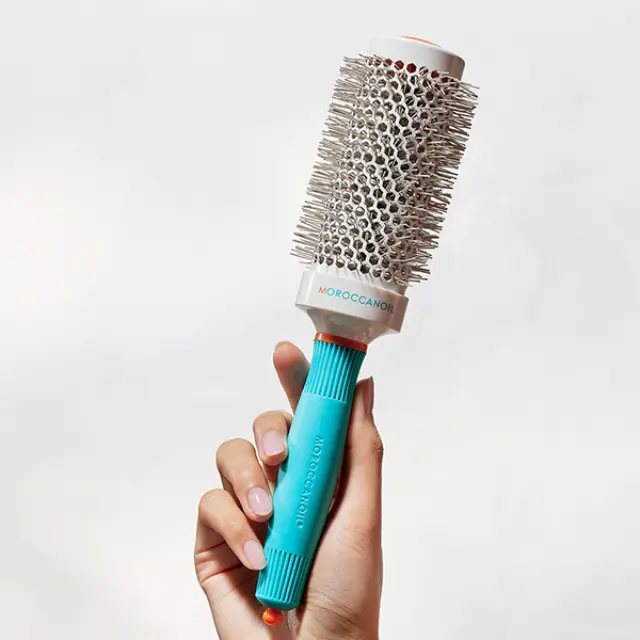 Moroccanoil Big Ceramic Ionic Round Brush 45mm 2