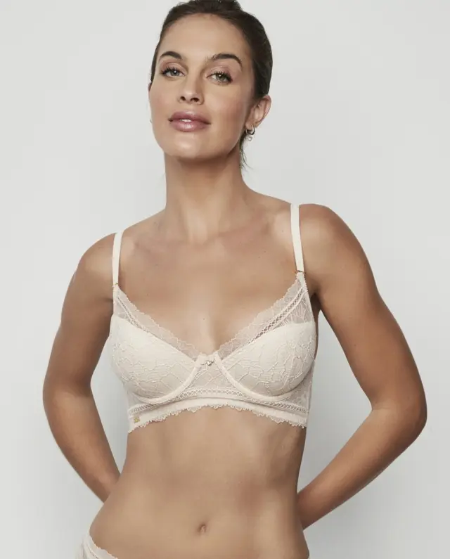 Selmark Agatha Δαντελένιο Σουτιέν Longline Με Ελαφριά Ενίσχυση Make-Up