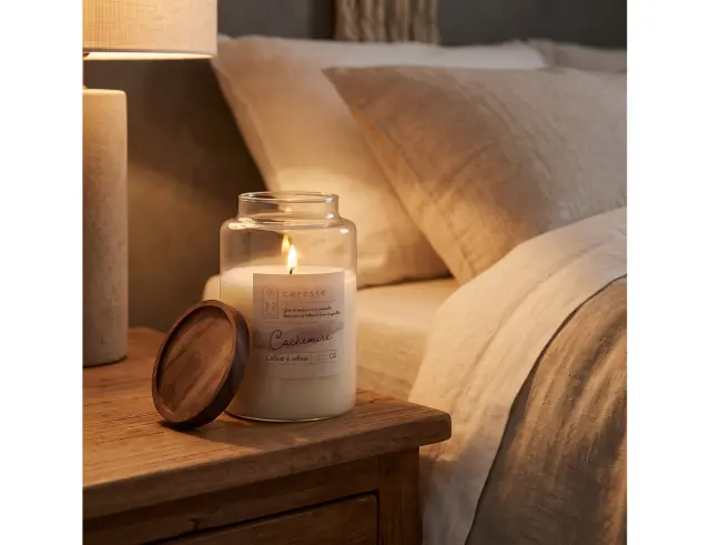 Αρωματικό κερί Home Deco Factory με διάρκεια καύσης 45 ώρες, άρωμα Cashmere και διαστάσεις 11x16.5cm BO0081