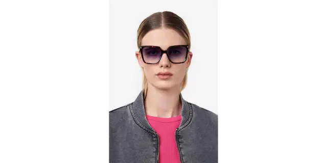 Dsquared2 Γυναικεία Γυαλιά Ηλίου με Καφέ Ταρταρούγα Κοκκάλινο Σκελετό και Μπλε Ντεγκραντέ Φακό D2 0135/S 086/08 2