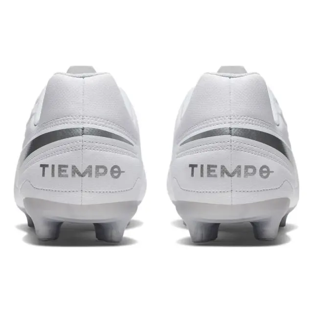 Nike Jr. Tiempo Legend 8 Club MG AT5881-100 - 38.5 3