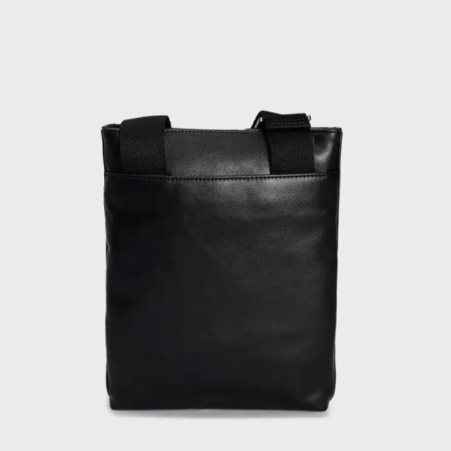 Calvin Klein - Flatpack Ανδρική Τσάντα Ώμου / Χιαστί K50K510833-BAX Μαύρο 2