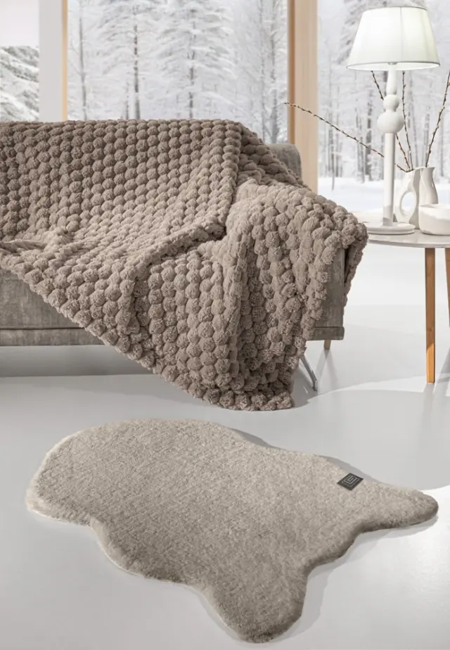 ΣΕΤ ΓΟΥΝΙΝΑ ΠΑΤΑΚΙΑ 2ΤΕΜΑΧΙΩΝ ALPACA TAUPE 60X100 GUY LAROCHE