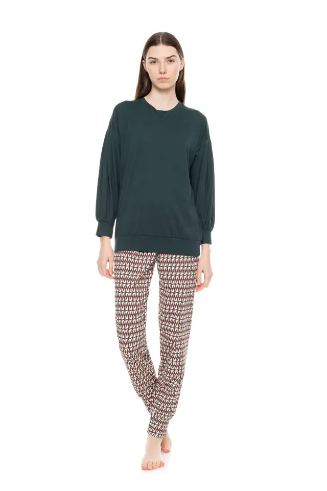 W1558 - Type - PYJAMA FOREST GREEN GEO