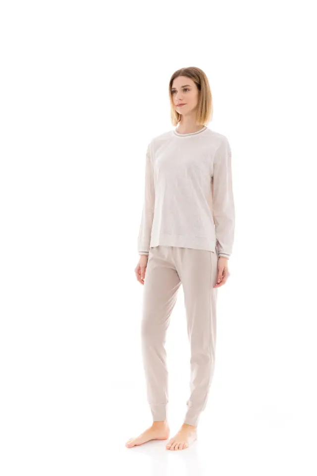 W1399 - Type - PYJAMA AUTUMN DREAMS 2