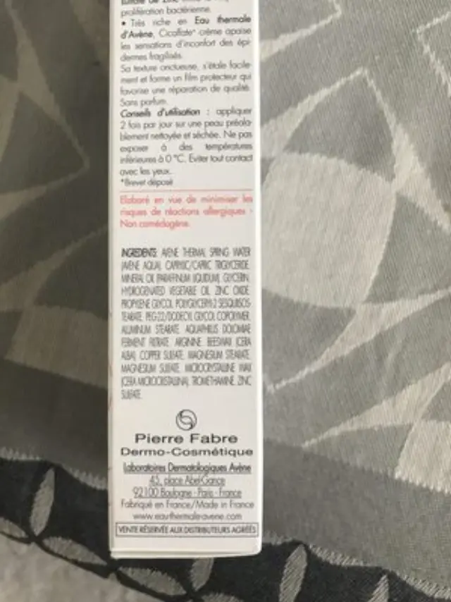 Avene Cicalfate+ Repairing Protective Cream Επανορθωτική και Προστατευτική Κρέμα Προσώπου για το Ερεθισμένο Δέρμα, 40ml 2