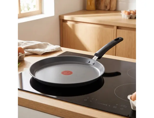 Τηγάνι Tefal Renew με αντικολλητική επίστρωση και διάμετρο 25cm C4253813