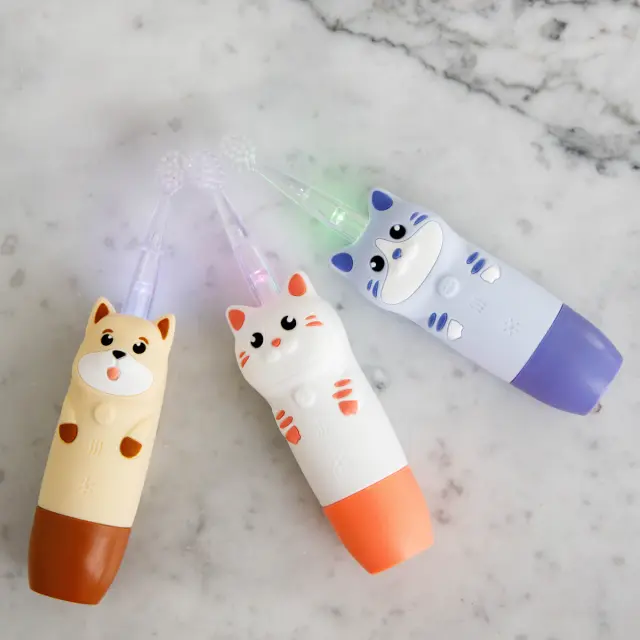 INNOGIO SONIC ΠΑΙΔΙΚΗ ΗΛΕΚΤΡΙΚΗ ΟΔΟΝΤΟΒΟΥΡΤΣΑ GIOCAT WHITE 2