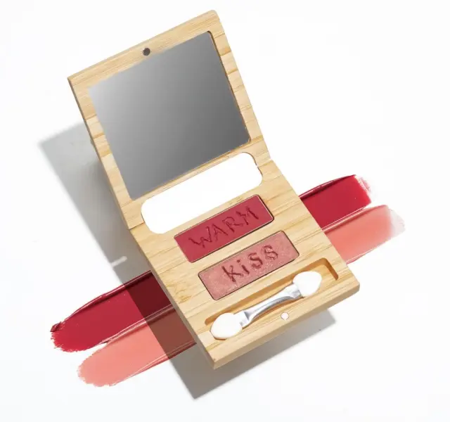 Zao Organic Warm Kiss Palette – Επαναγεμιζόμενη Παλέτα χειλιών με κραγιόν & gloss