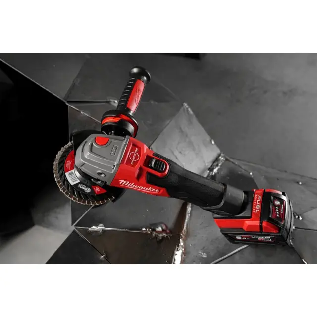 Milwaukee 4933478430 - Γωνιακός Τροχός Μπαταρίας 125mm με Συρόμενο Διακόπτη και Φρένο M18 FSAG125XB-502X με HD Box Μεταφοράς, Φορτιστή + 2 Μπαταρίες 5.0Ah (2×5.0Ah) 3