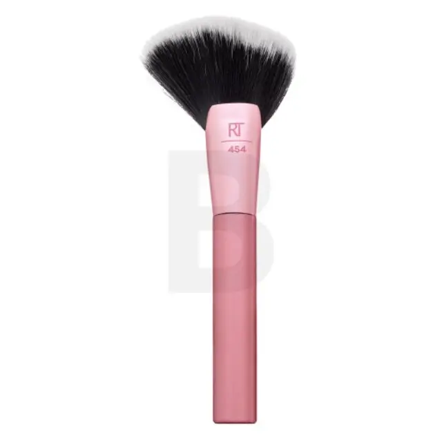 Real Techniques Extra Big Finishing Brush contouring brush
