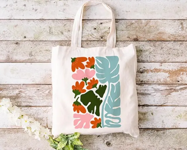 Τσάντα πάνινη υφασμάτινη εκρού με σχέδιο flowers 70s (06) διαστάσεις: 38x40cm μαζί με τα χερούλια 38x70cm