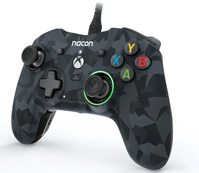 Nacon Pro Compact Wired Controller Camo Grey -Xbox Series X - Xbox Series X