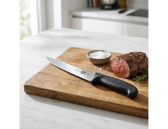 Μαχαίρι Κρέατος Victorinox Fibrox με στενή λεπίδα και μήκος 25cm - Black5.5503.25