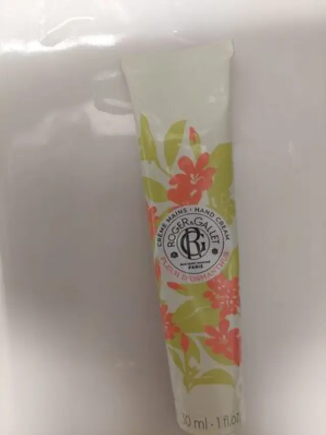 Roger & Gallet Fleur D'Osmanthus Ενυδατική Κρέμα Χεριών 30ml