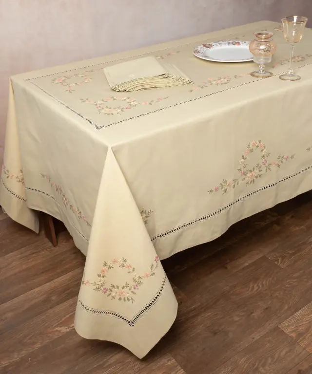 Χειροποίητο Τραπεζομάντηλο 7421 (170cm x 210cm) Λαδί - -