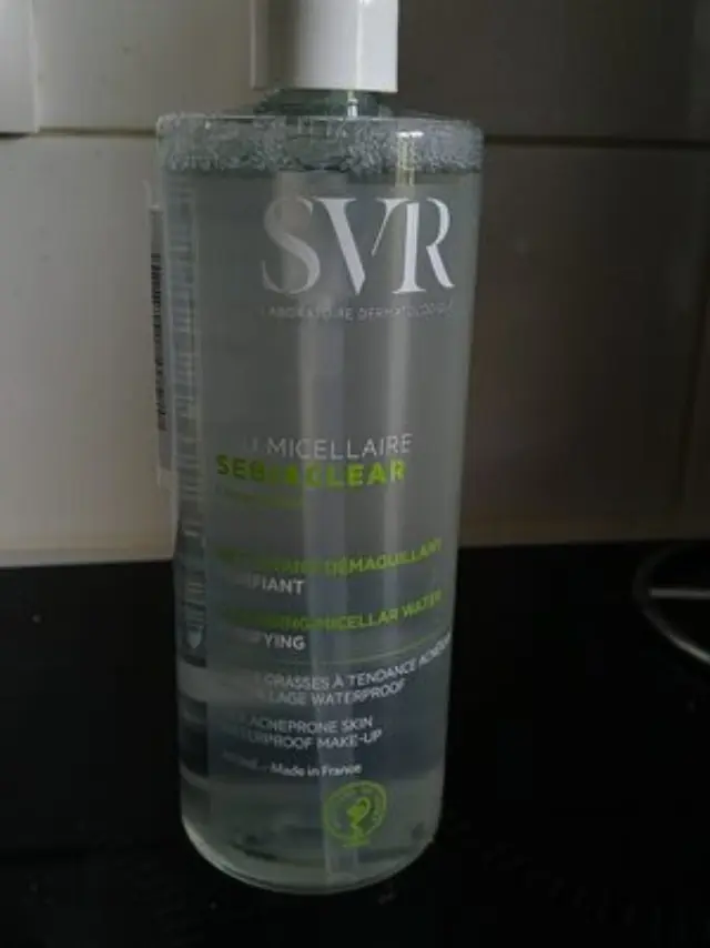 SVR Laboratoire Dermatologique Sebiaclear Υγρό Καθαρισμού Προσώπου για Ακνεϊκές Επιδερμίδες 400ml