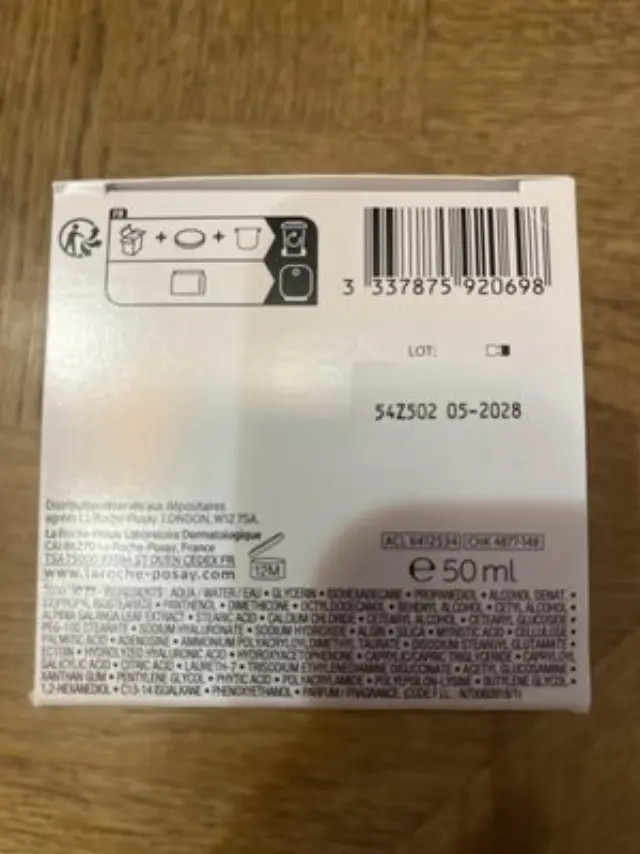 La Roche-Posay Hyalu B5 Suractivated Cream Αντιρυτιδική κρέμα για άμεση σύσφιξη και λείανση, επανόρθωση και αναπλήρωση με τη δύναμη 3 ισχυρών μορφών Υαλουρονικού οξέος, Βιταμίνης B5 και Εκτοΐνης 50ml 2
